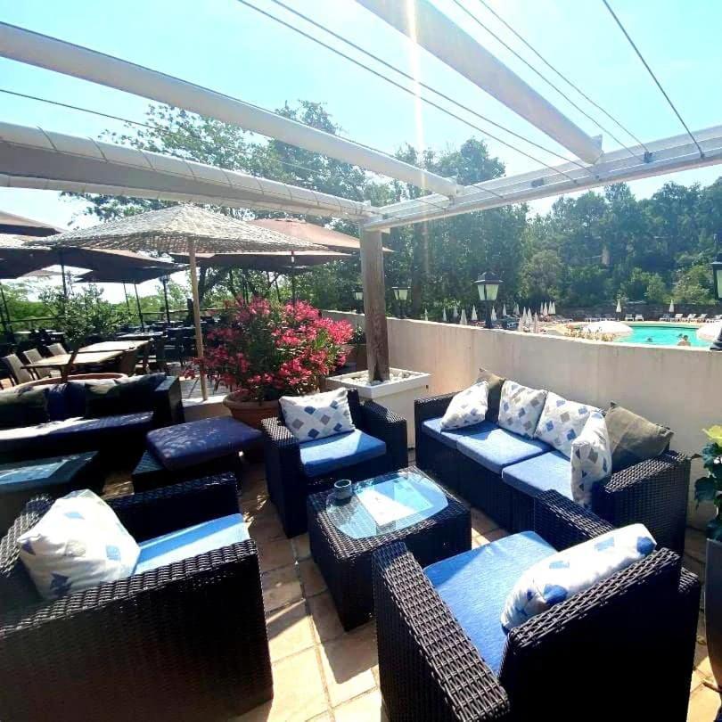 Charmant Appartement Village Restanques De Saint Tropez Grimaud Exterior photo