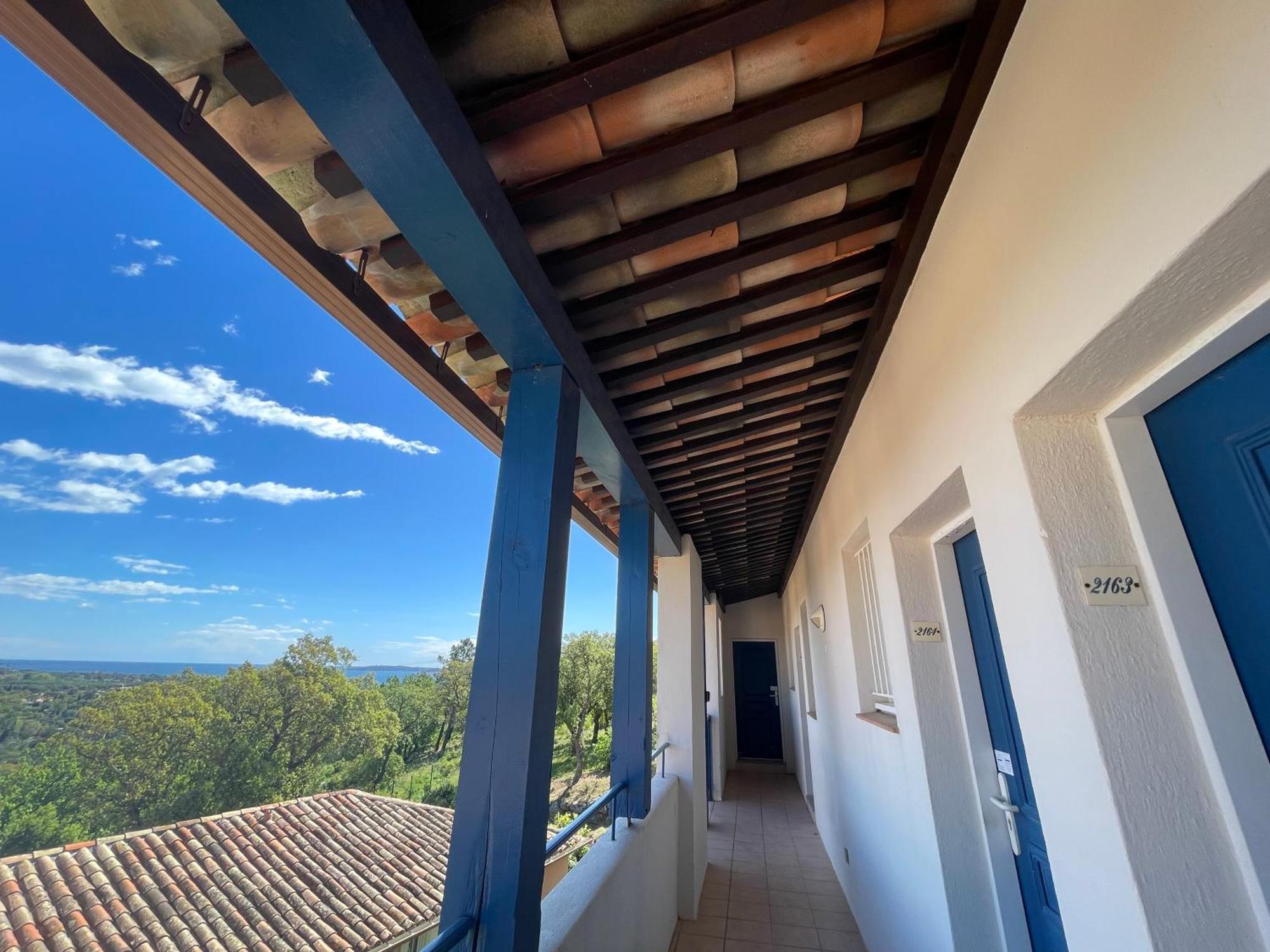 Charmant Appartement Village Restanques De Saint Tropez Grimaud Exterior photo